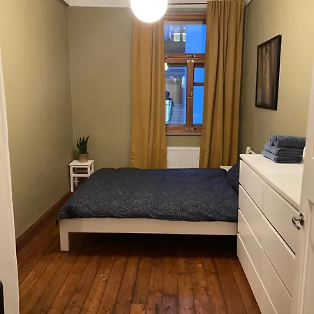 Charming Old Town Flat - Free Private Parking Tartu