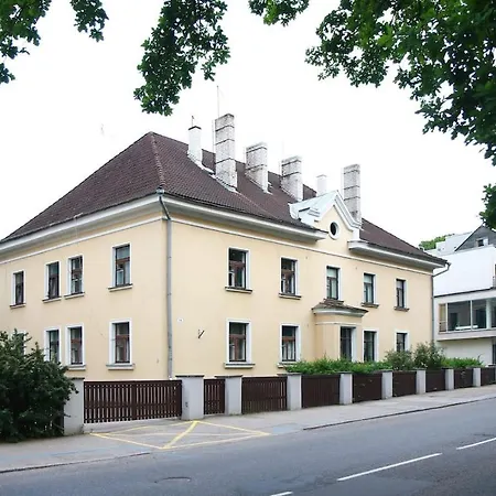 Charming Old Town Flat - Free Private Parking * Tartu