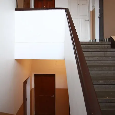 Apartment Charming Old Town Flat - Free Private Parking